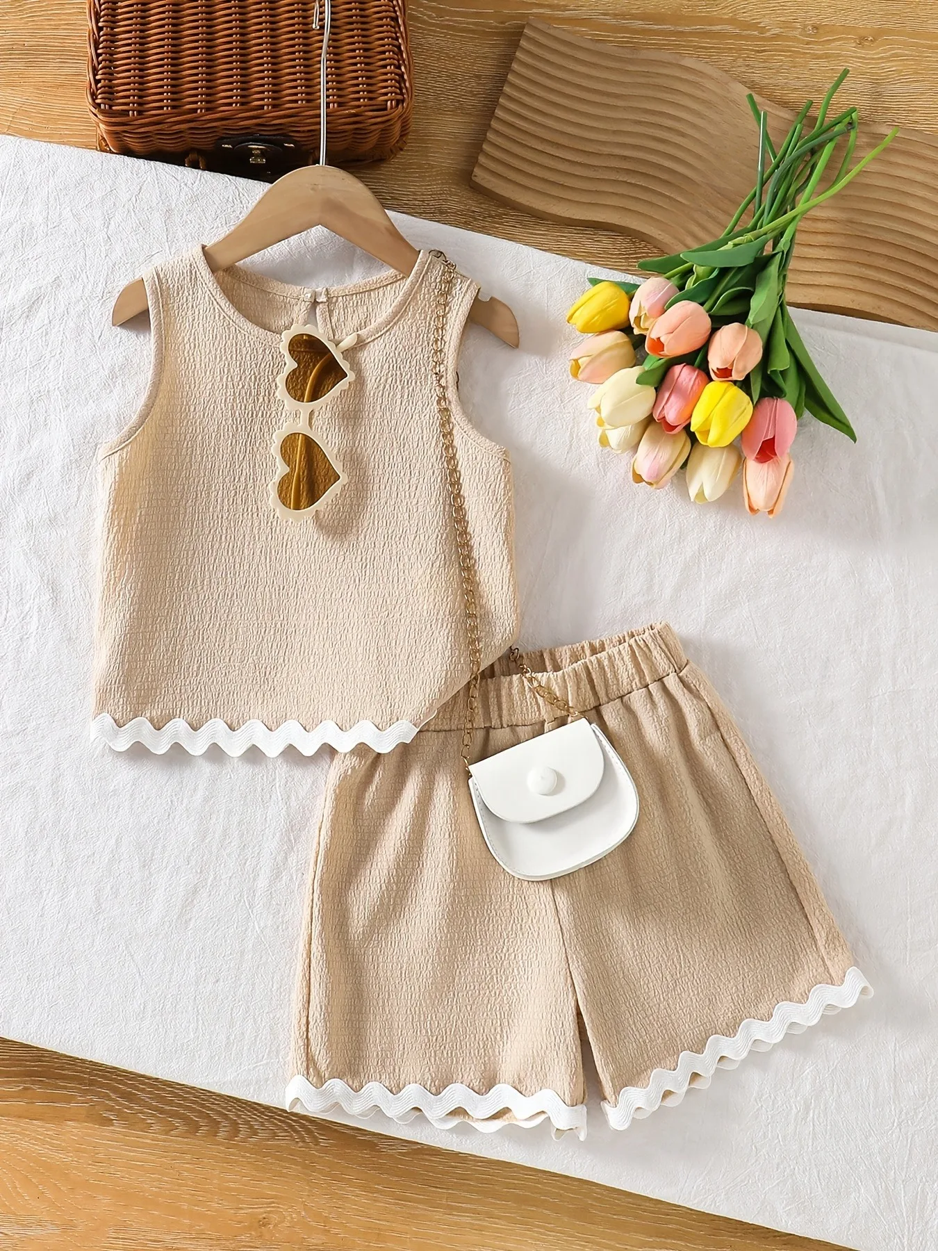 Comfy Kids Girls Bubble Fabric Two Piece Set, Sleeveless Ruffle Hem Top & Loose Casual Shorts for Kindergarten & Daily Wear