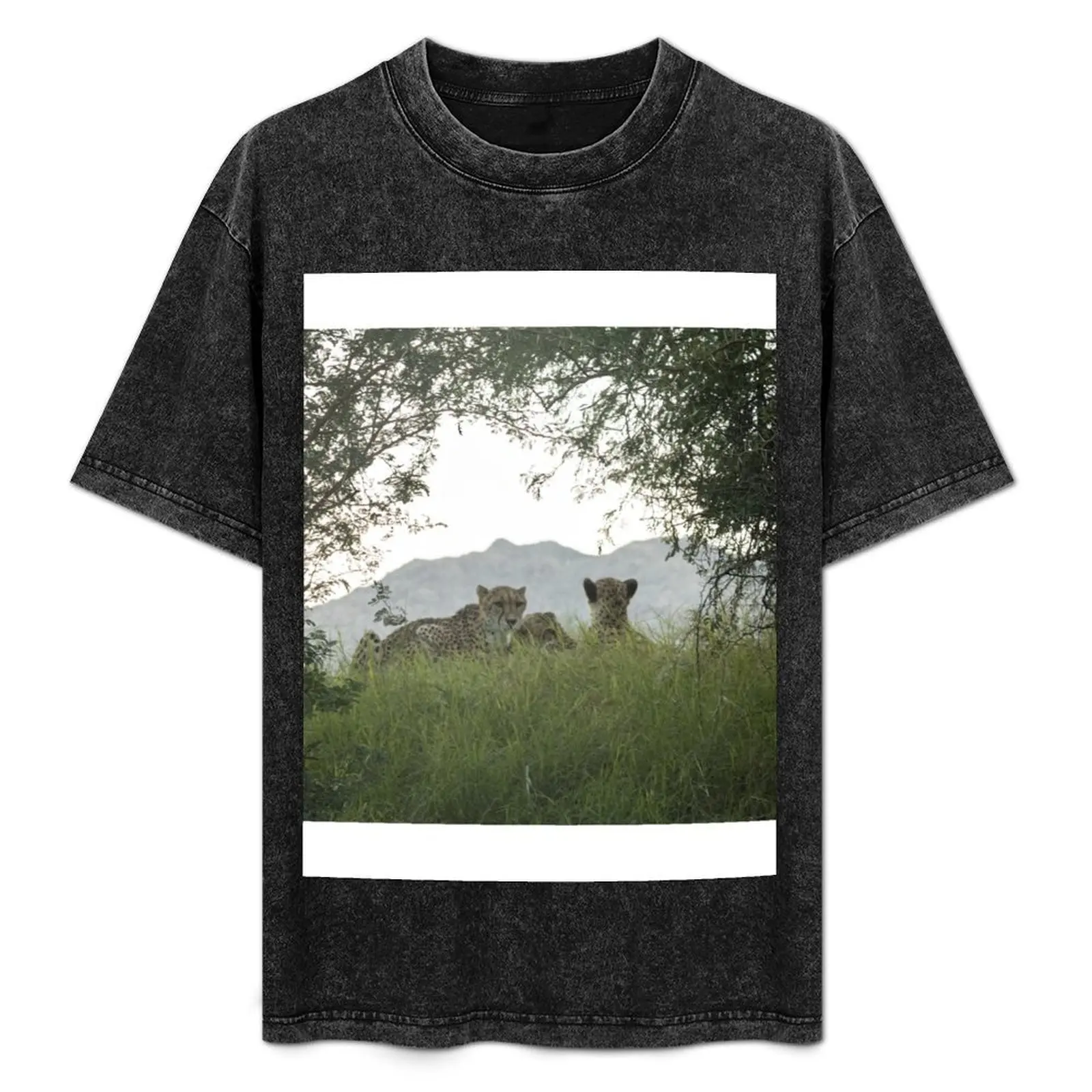 

3 CHEETAHS T-Shirt Durable Work Wear T-Shirt