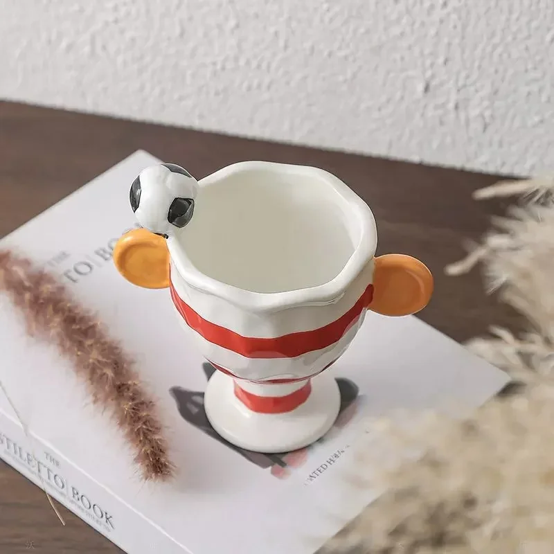 Creative Football Ceramic Mugs Couple Beer Mugs Cute Personalized Beer Pint Glasses without Lid Single Ear Handle
