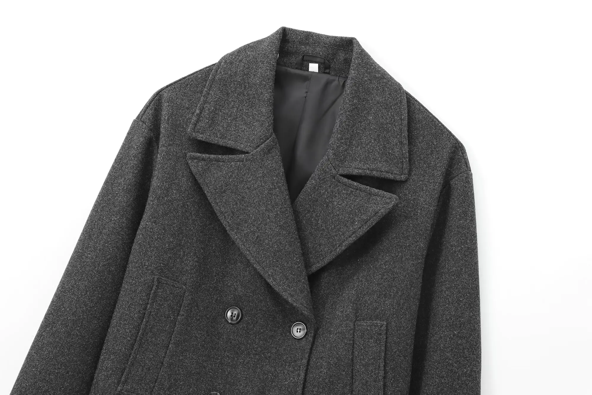 2025 امرأة الصيف موضة جديدة مزدوجة الصدر معطف قصير Vintage جيوب طويلة الأكمام ملابس خارجية الإناث غير رسمية شيك Overshirt