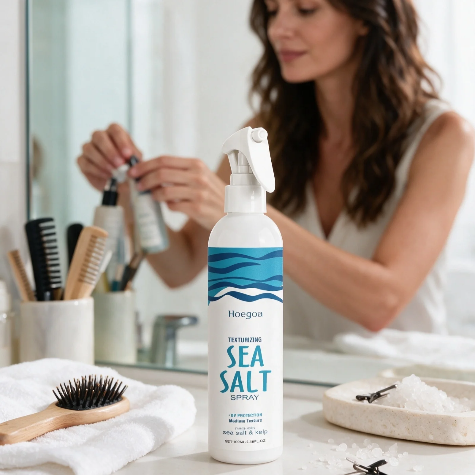 Hoegoa Sea Salt Styling Hair Spray Anti Frizz Strands Uplift Roots for Volume Oil Free Texturizing Beach Wave Hair Spray 100ml