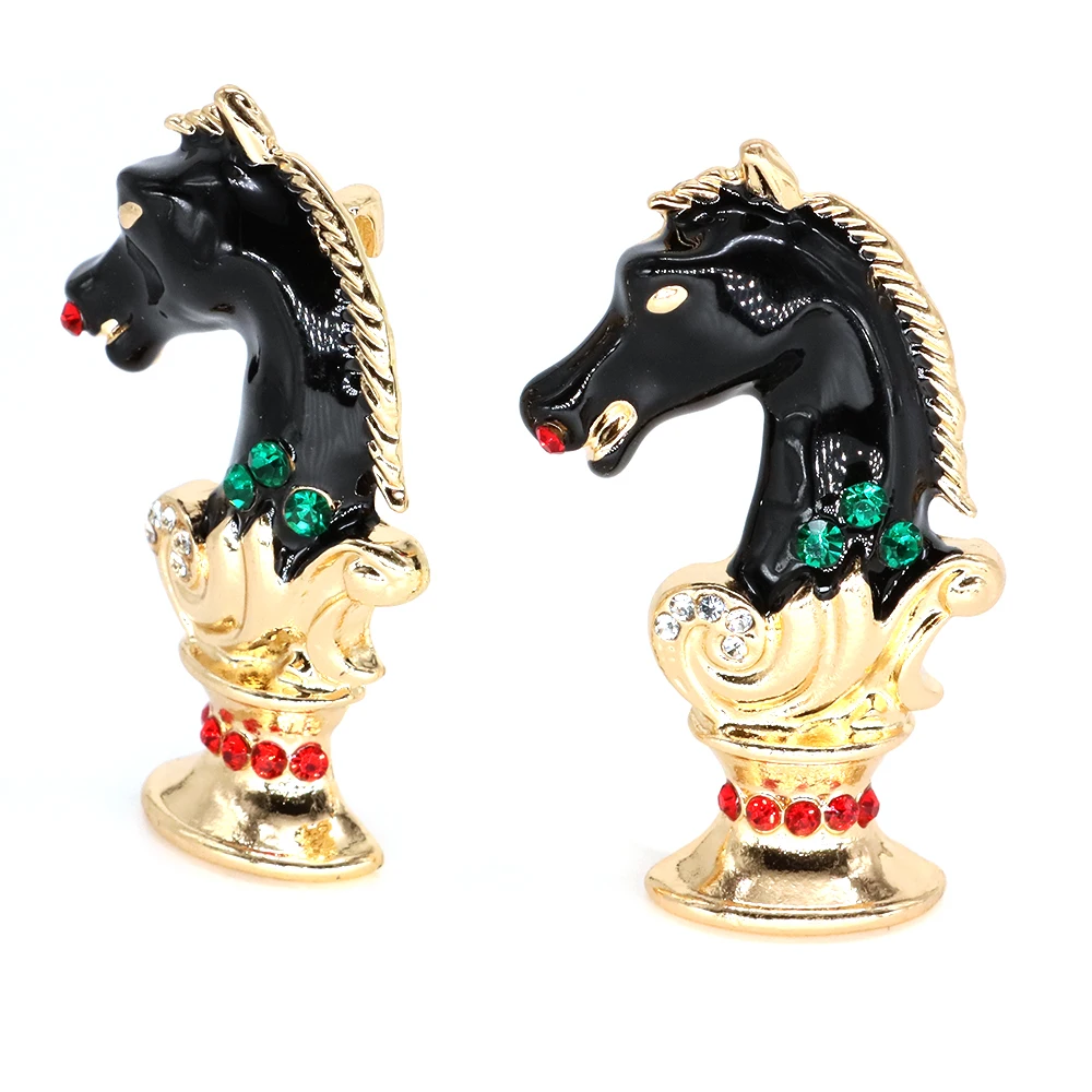 High-grade Antique Court Style Chess Horse Brooches Men Unisex Vintage Animal Enamel Designed Pin Party Suit Accessories Gifts