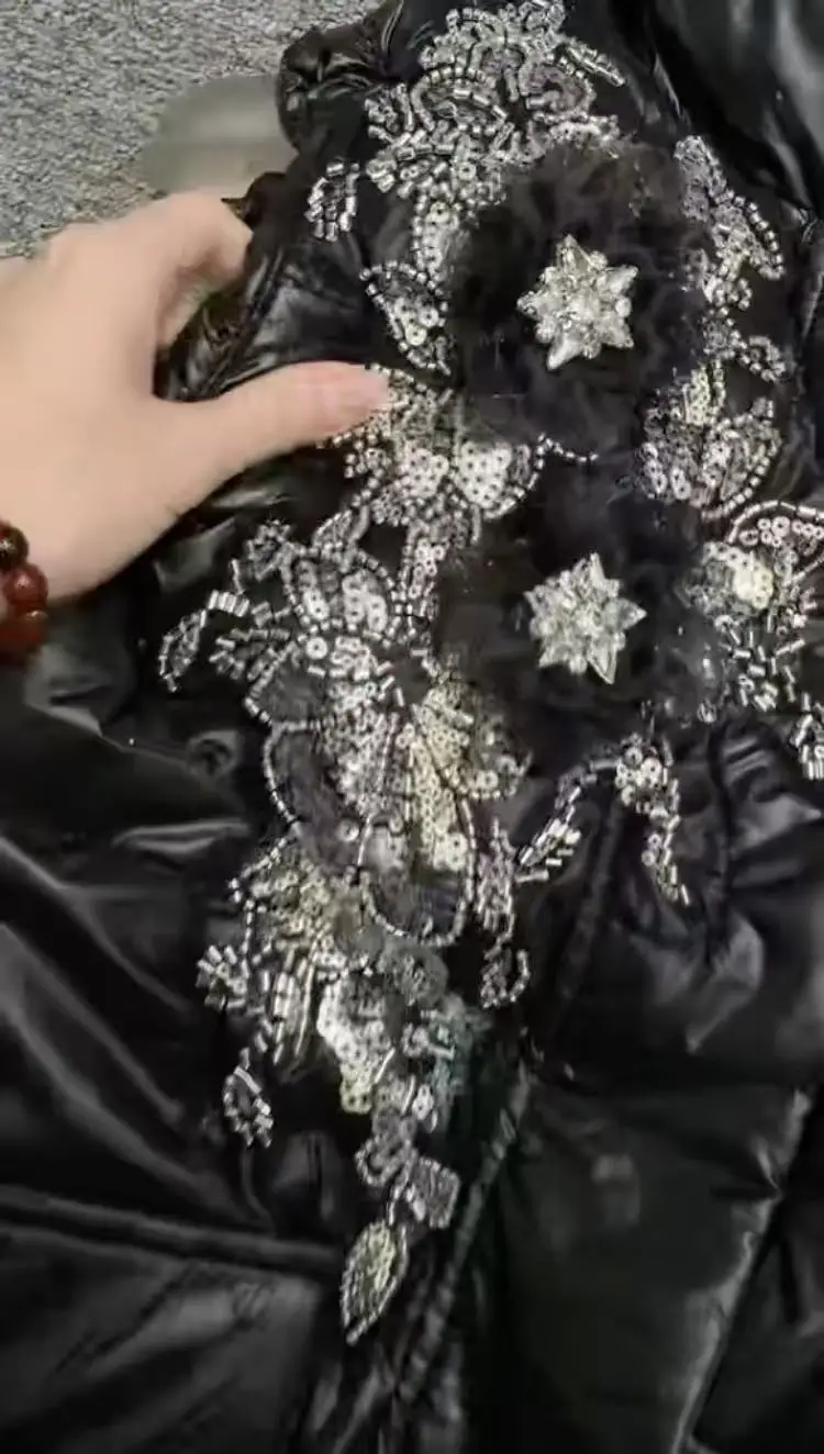 Unique Design Trend Diamonds Stitch Thick Cotton Padded Vest Jacket Women's Autumn Winter 2025 White Black Waistcoat Vest Coat