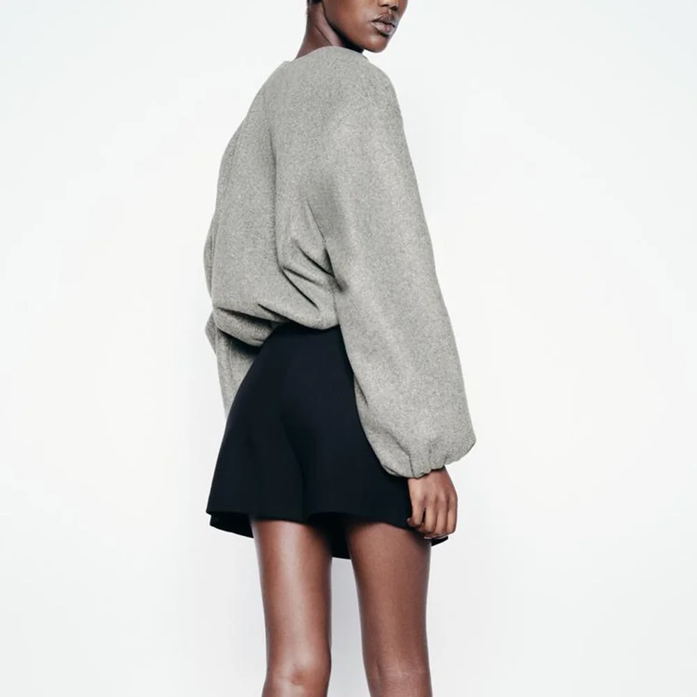 TWOTWINSTYLE Solid Temperament Jackets For Women Round Neck Long Sleeve Spliced Zipper Minimalist Coat Female Fashion New Style