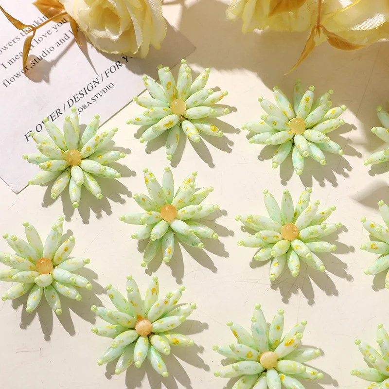 Adorno de margarita con cuentas para zapatos, 1 pieza, verde menta, ligero, elegante y versátil, clip para zuecos y zapatos con cristales transparentes