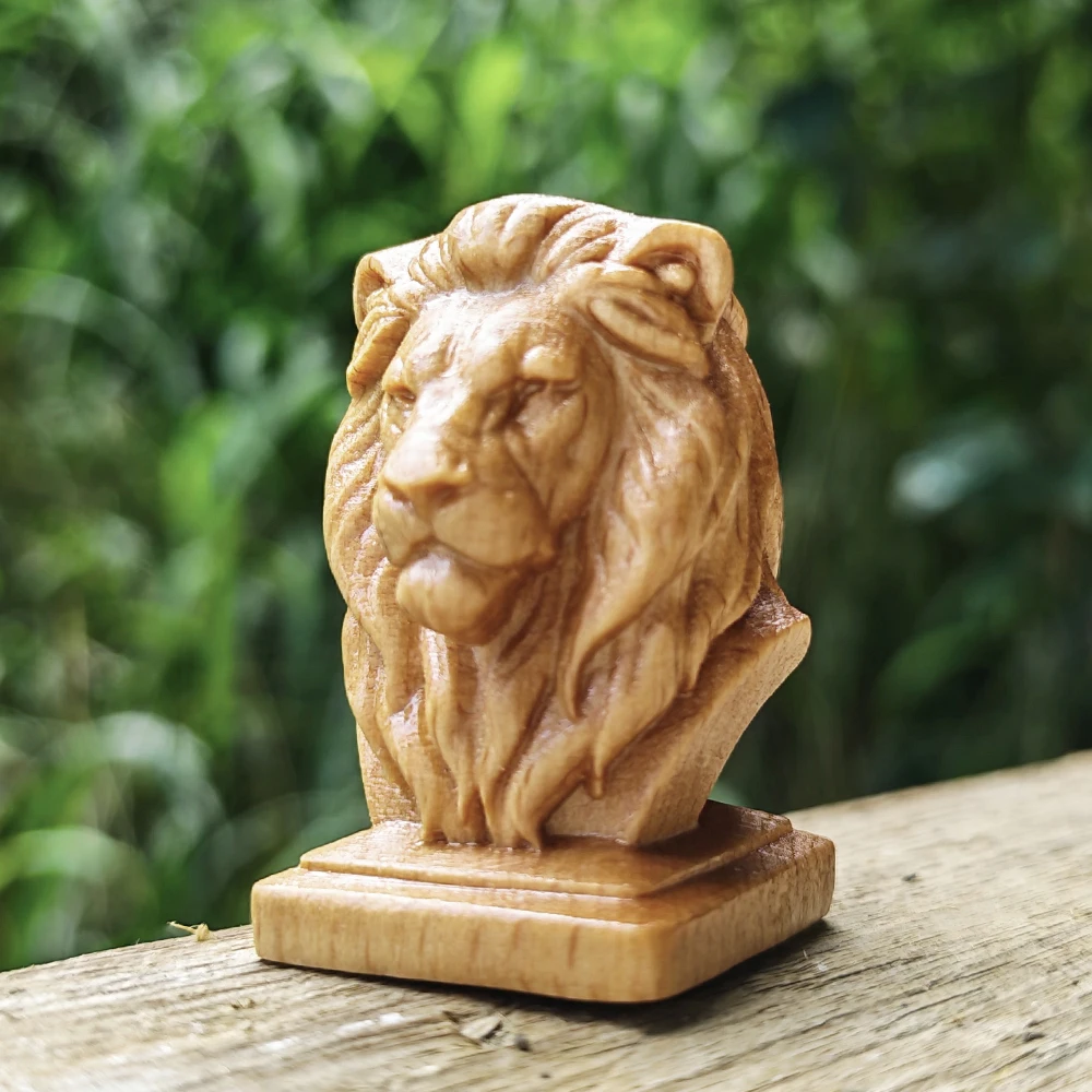 Hand-Carved Wooden Lion Figurine Ornament, Traditional Style, Animal Theme, Suitable for Christmas Decorations, Fireplace, Living Room, Office, Back-To-School Season Gifts, Birthday Gifts, Study Room