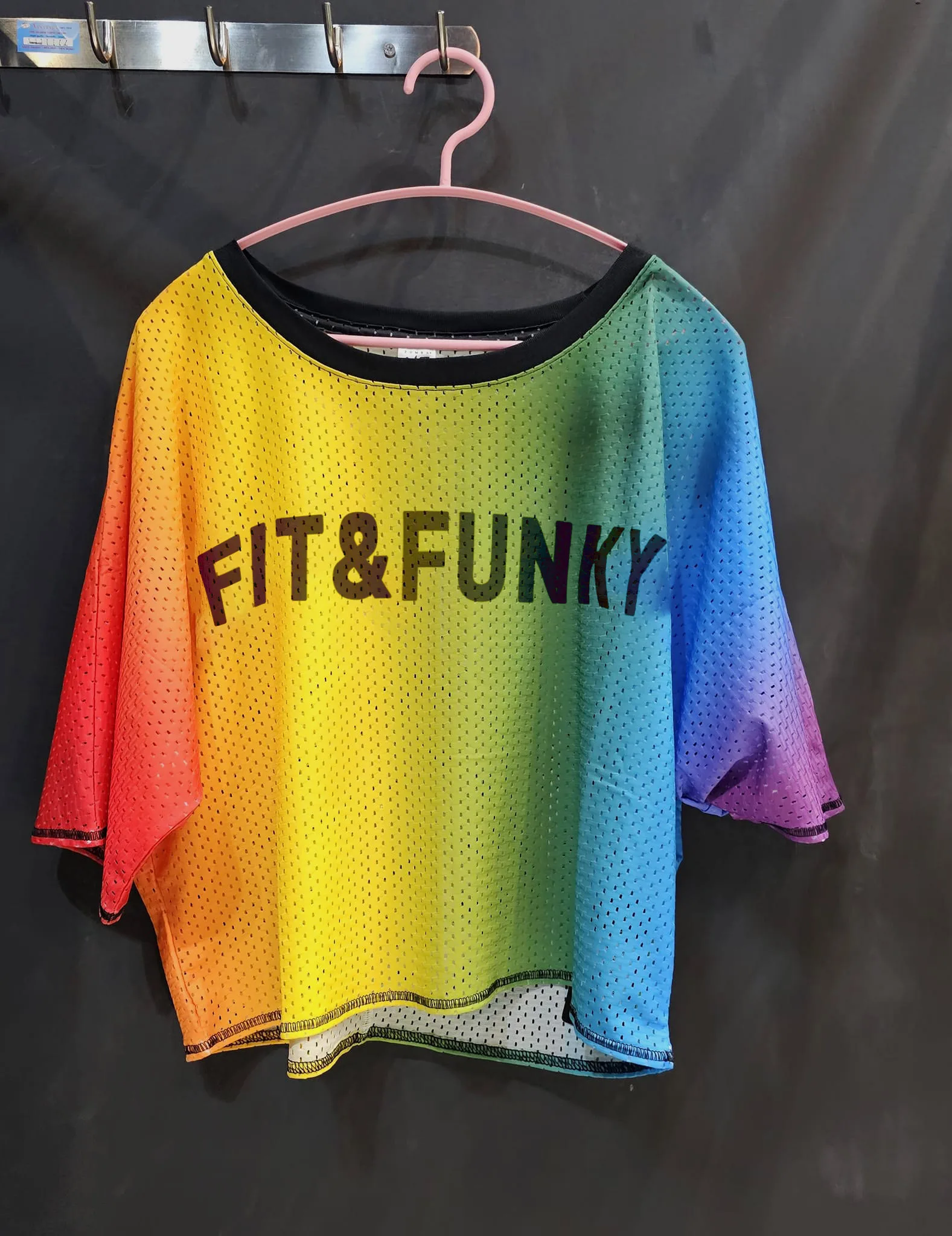 

New Arrived Fit Funky casual sports wear short sleeve mesh top rainbow 0477