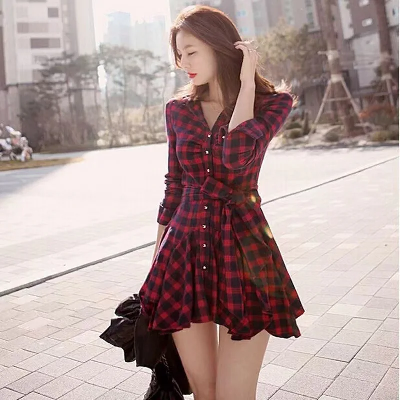 เสื้อเชิ้ตลายสก็อตแขนยาวสไตล์เกาหลี รุ่นใหม่สำหรับฤดูใบไม้ผลิและฤดูใบไม้ร่วง ทรงเข้ารูป กระโปรงสั้นชายระบาย