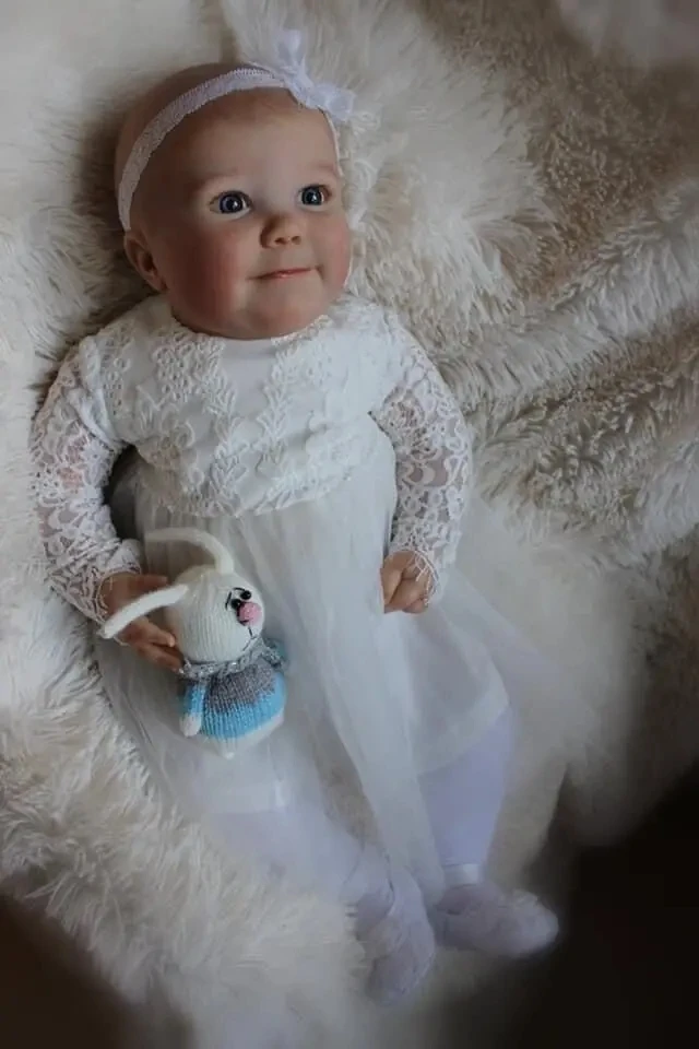 St.Store限定提供 コレクターズアイテム 23インチ ベイビー アウェイク リボーンドール 手描きディテール仕上げ済み