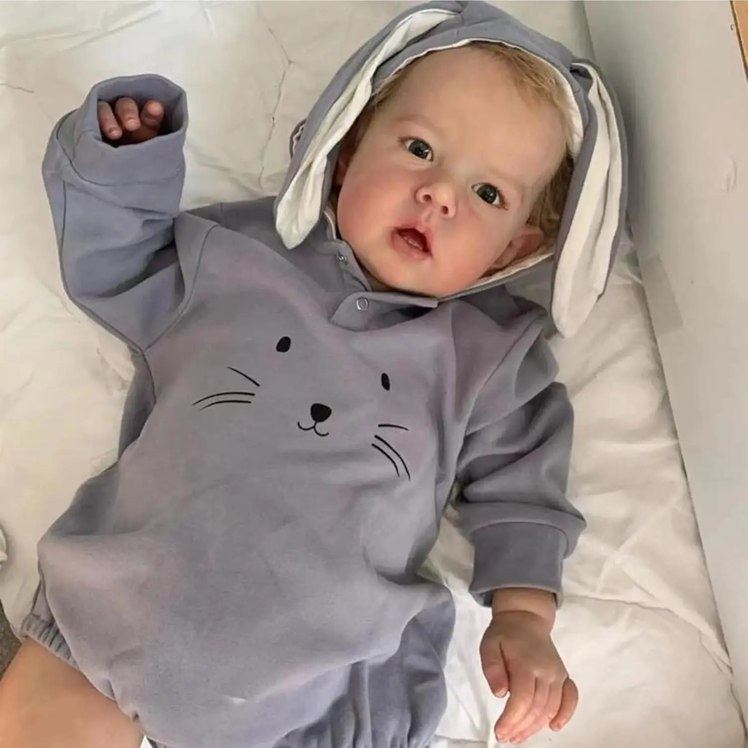 

55cm Lifelike Reborn Baby Doll with Pink Giraffe Outfit Soft Body Realistic Reborn Toddler Girl Doll