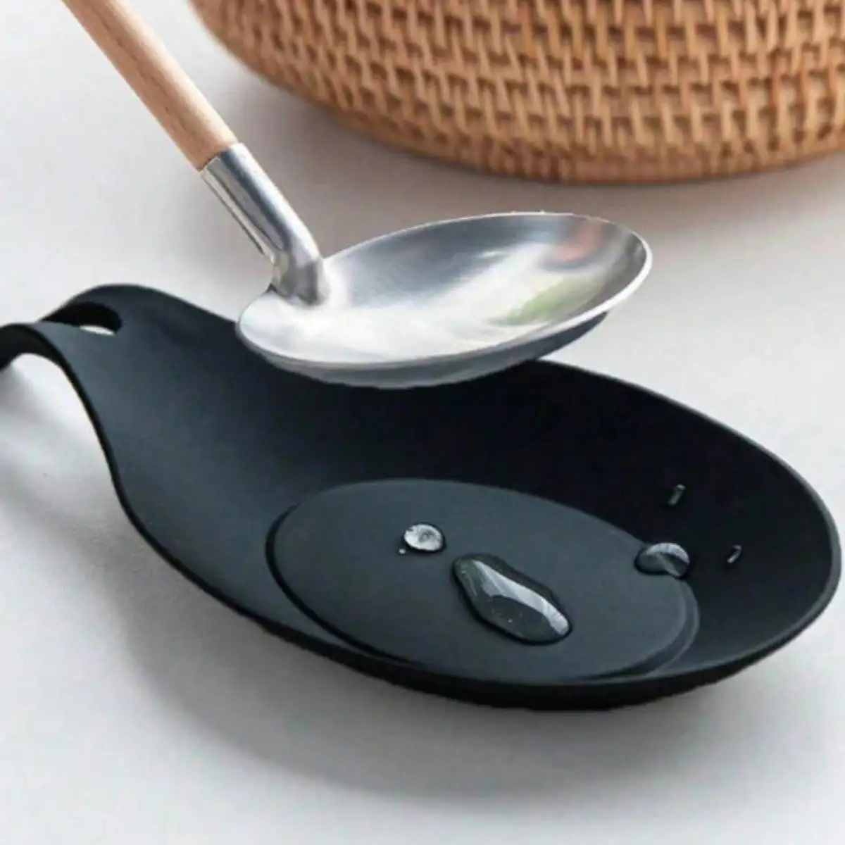 1Pc Large TPE Spoon Rest Heat Resistant Washable Kitchen Counter Spoon Mat Utensil Holder For Household