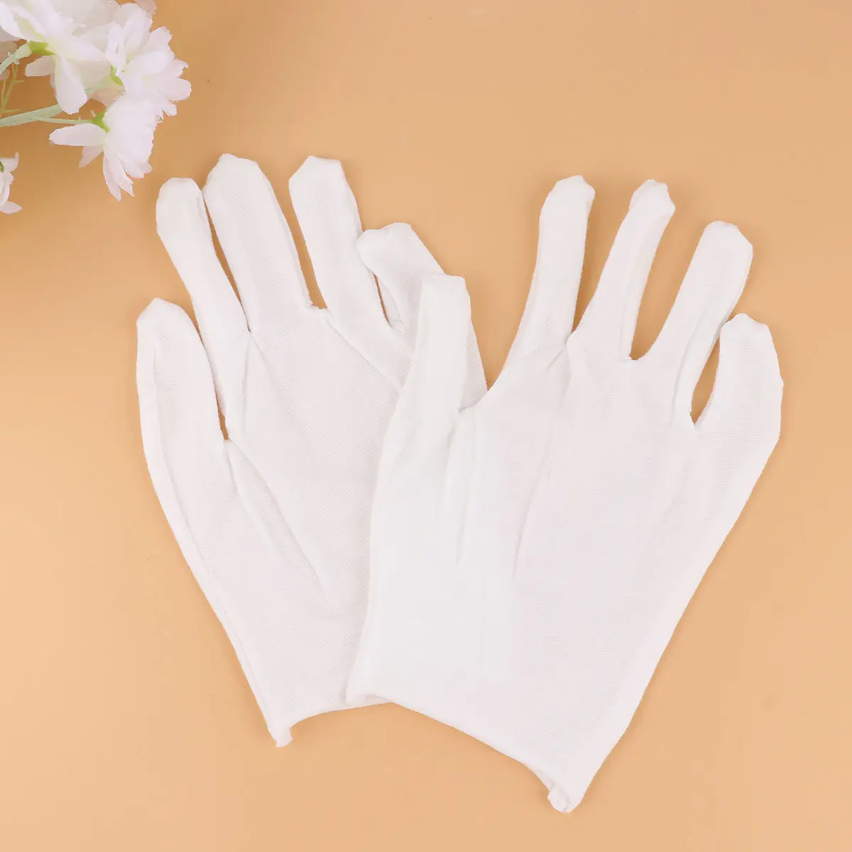 

12Pair White Cotton Gloves One Size Fits Most Comfortable Easy Clean Protective Work Gloves for Construction Cleaning Silver