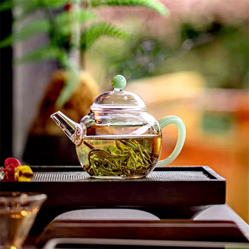 

Small Capacity 200ml Heat Resistant Imitation Jade Handle Small Glass Teapot With Filter Kungfu Tea Set Brewing Tea Pot Teaware