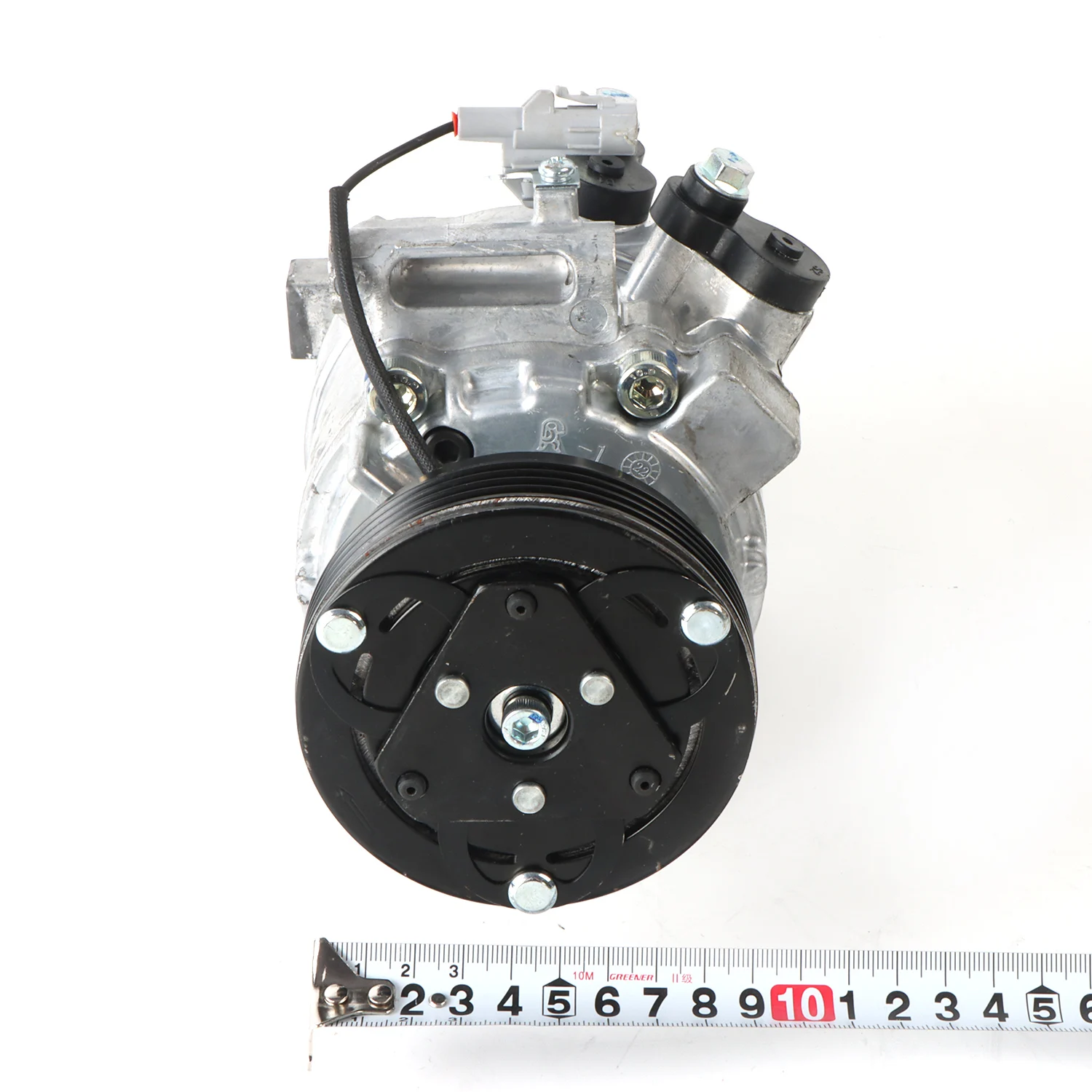 95201-68LA1 95200-68LA3 AKV200A201A 9520168LA4 AC Air Conditioning Compressor For Mitsubishi QS70 Suzuki Swift