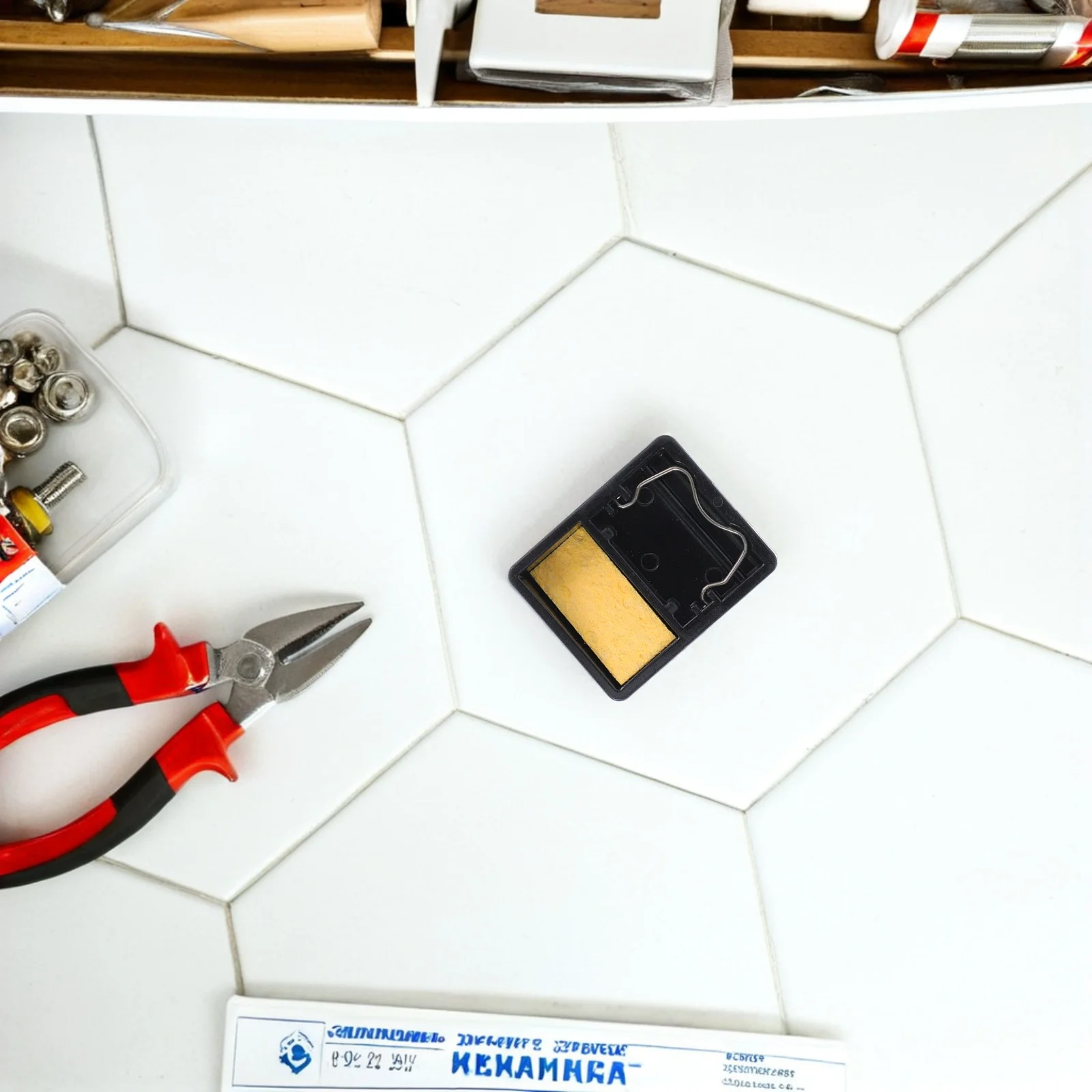 

15Set Soldering Iron Stand Holder with Efficient Heat Dissipation Smooth Surface Easy Clean Black Iron Holder Solder Tip Slots