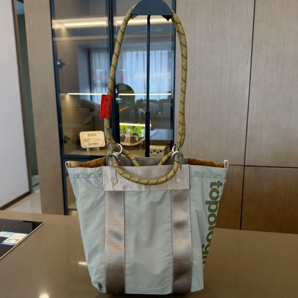 

2026 New Fashion Topologie Large Tote Bag Women Crossbody Handheld 3-in-1 Commuter Waterproof Premium Designer