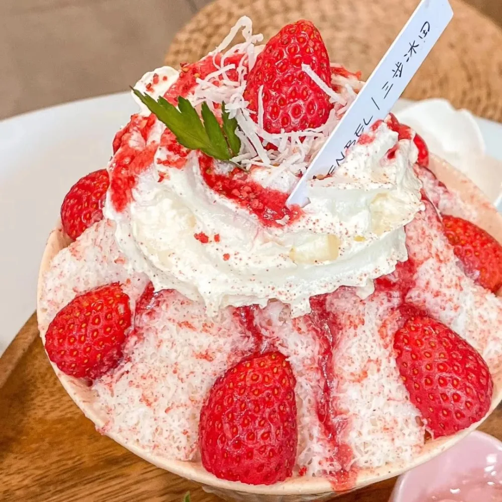 Commercial 220v Electric Ice Shaver Household Shaved Ice Machine for Shaving Cream Snowflake Flake Ice Cream Crusher Maker