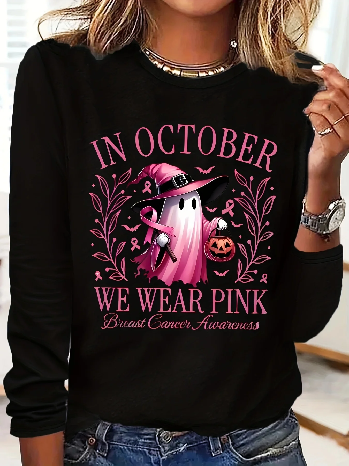 

Женская черная футболка с длинным рукавом больших размеров — розовый принт с призрачным принтом о раке молочной железы, в октябре носят розовый топ