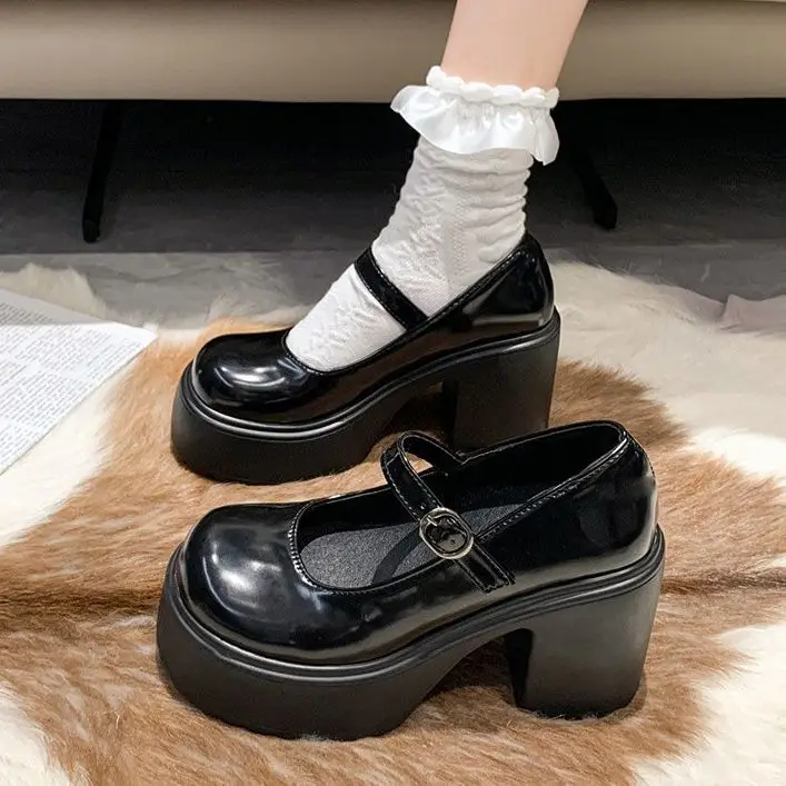 Kobiety Klasyczne Czółenka Moda Platforma Buty Na Wysokim Obcasie Chunky Heel 2024 Wiosna Moda Marry Jane Punps Buckle Strap School