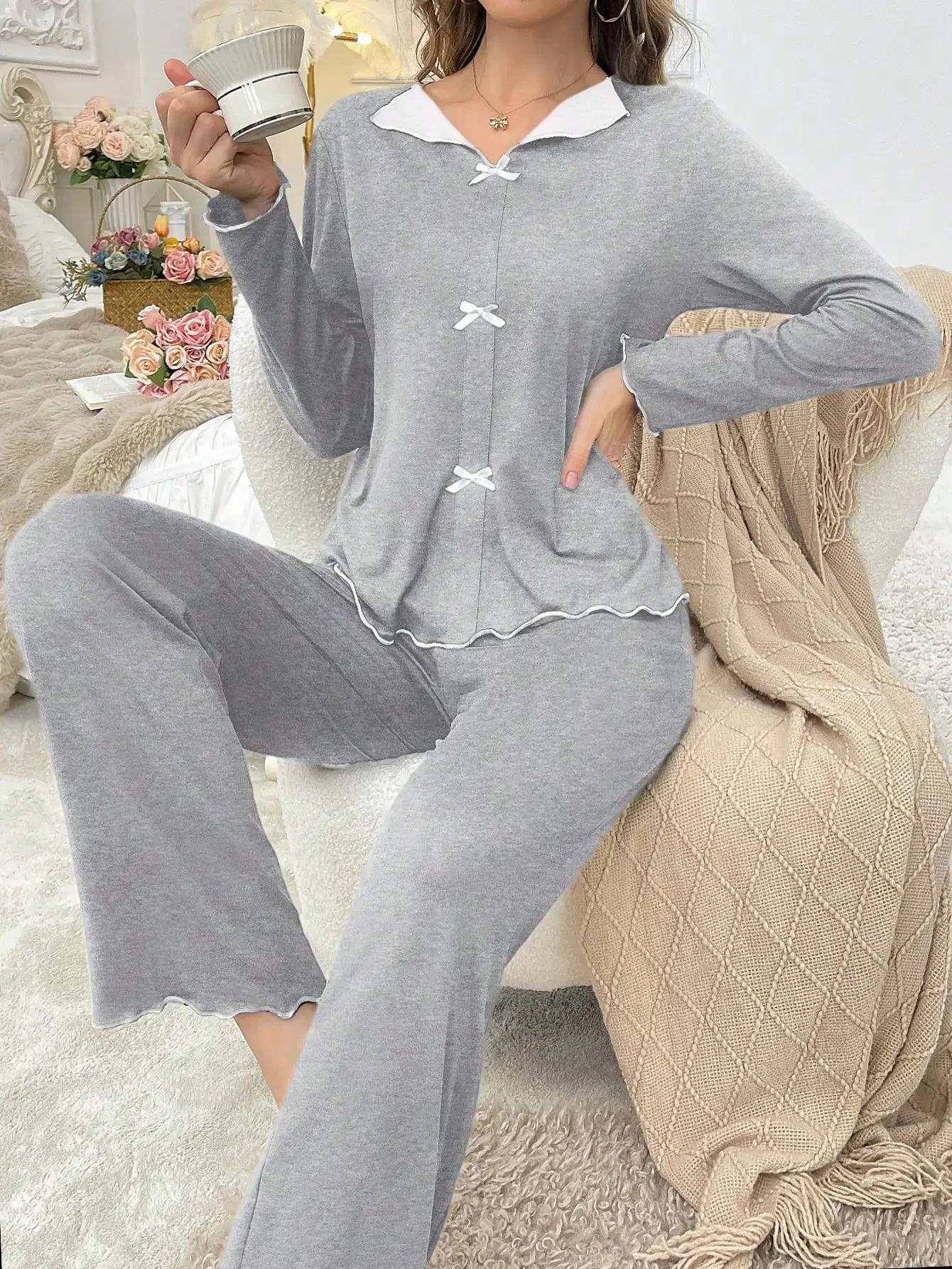 

Women's Autumn and Winter Pajamas, Simple Solid Color, Comfortable Long-Sleeved, Can Be Worn Outside, Women's Loungewear Set