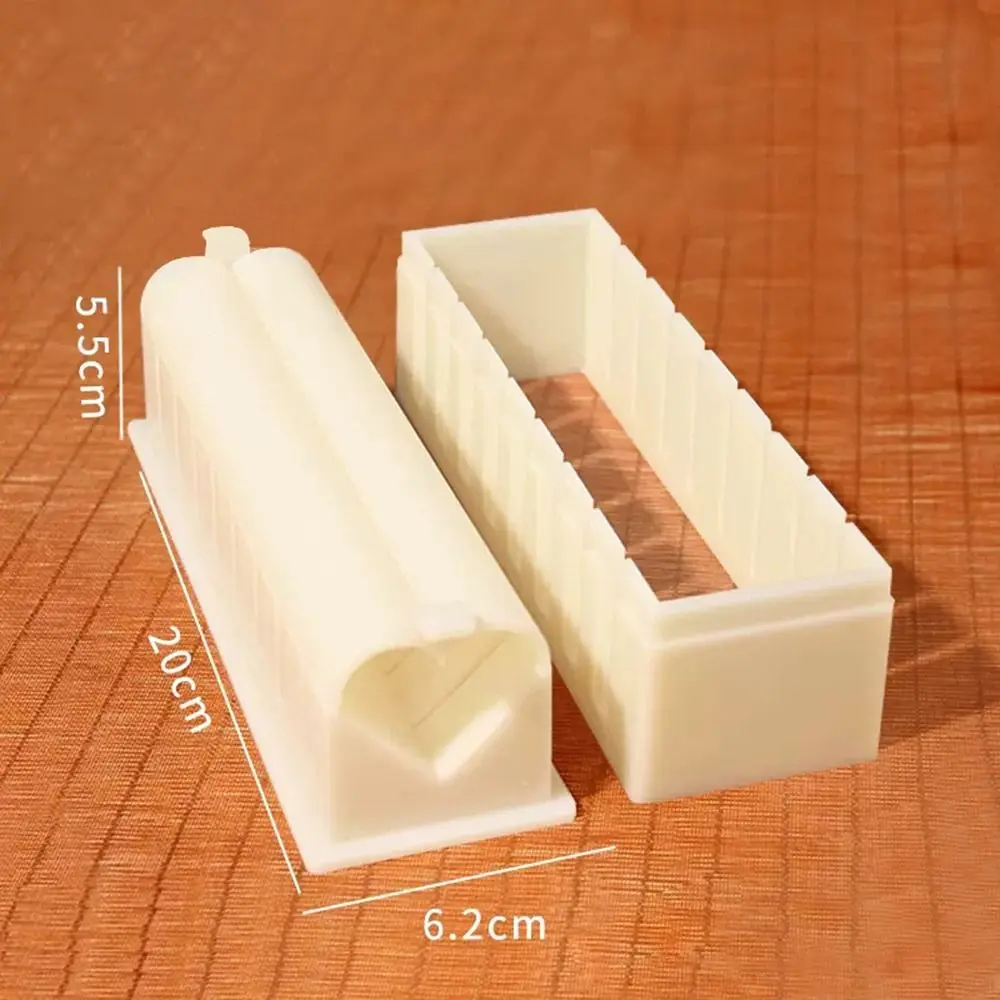 3pcs/set Plastic Sushi Maker Equipment Kit Anti-stick Round Square Heart-shaped Kimbap Sushi Rolls Mold DIY Multifunctional