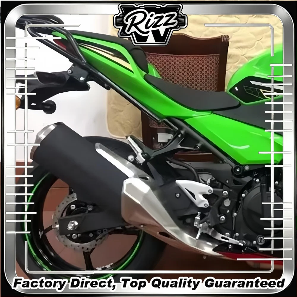 For PCX 160/ADV 160 models 17-25, after installing the accessories, the rear cargo rack bracket of the pallet truck