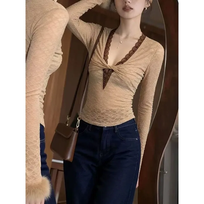 

Tops T-shirts Women's Autumn/Winter V-neck Lace Long Sleeves Undershirts Patchwork Layering Pieces Comfortable Casual Minimalist