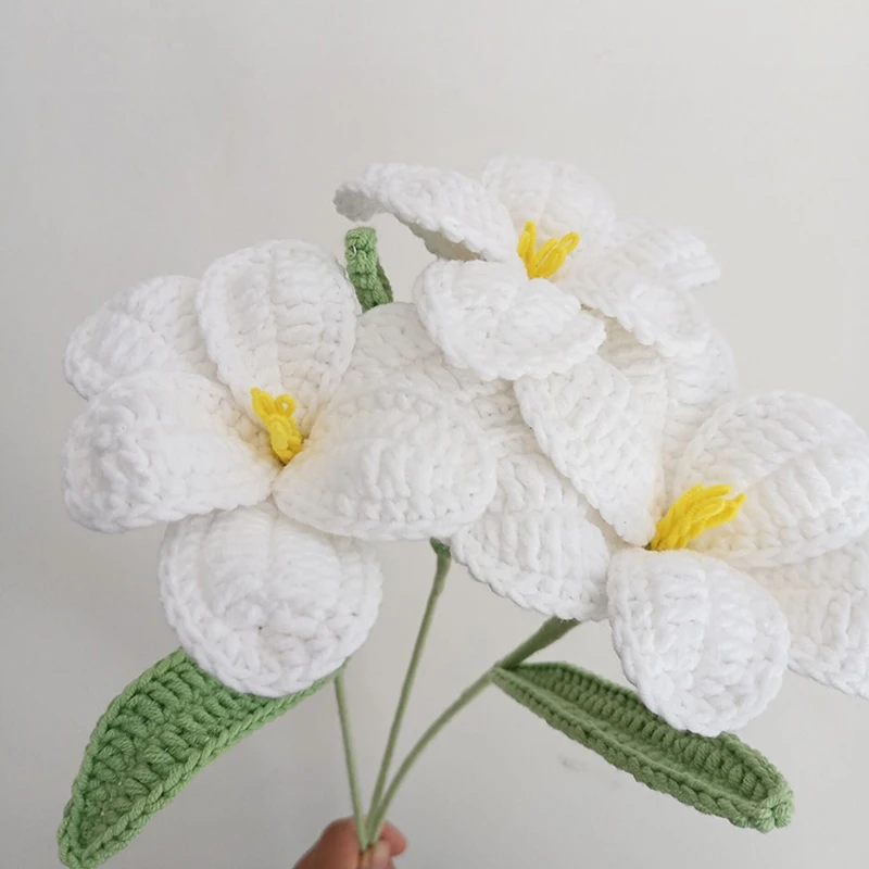 Handmade Knitted Tulips Finished Crochet Tulips Fake Flowers Bouquet Graduation Valentine's Day Gift Wedding Decorations