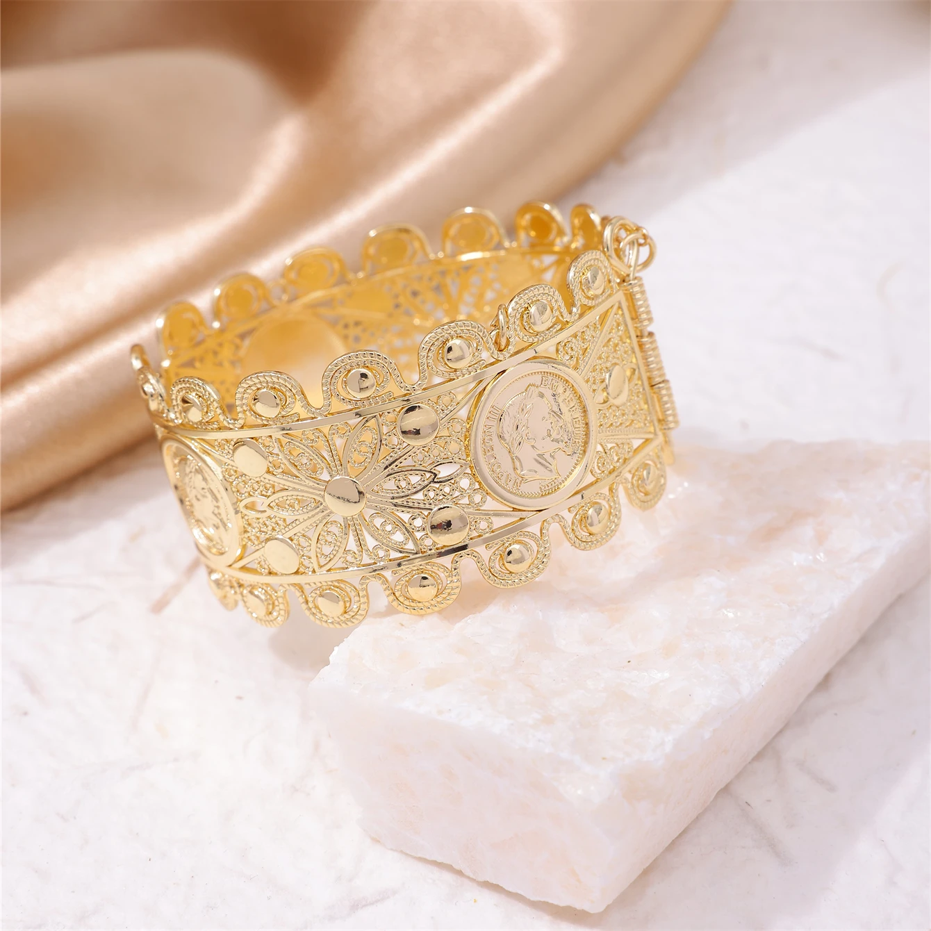 A Delicate Lace Alloy Bracelet With Openings A French Napoléon Bracelet With Coin Design An Arab Bide Wearing Arm--shaped