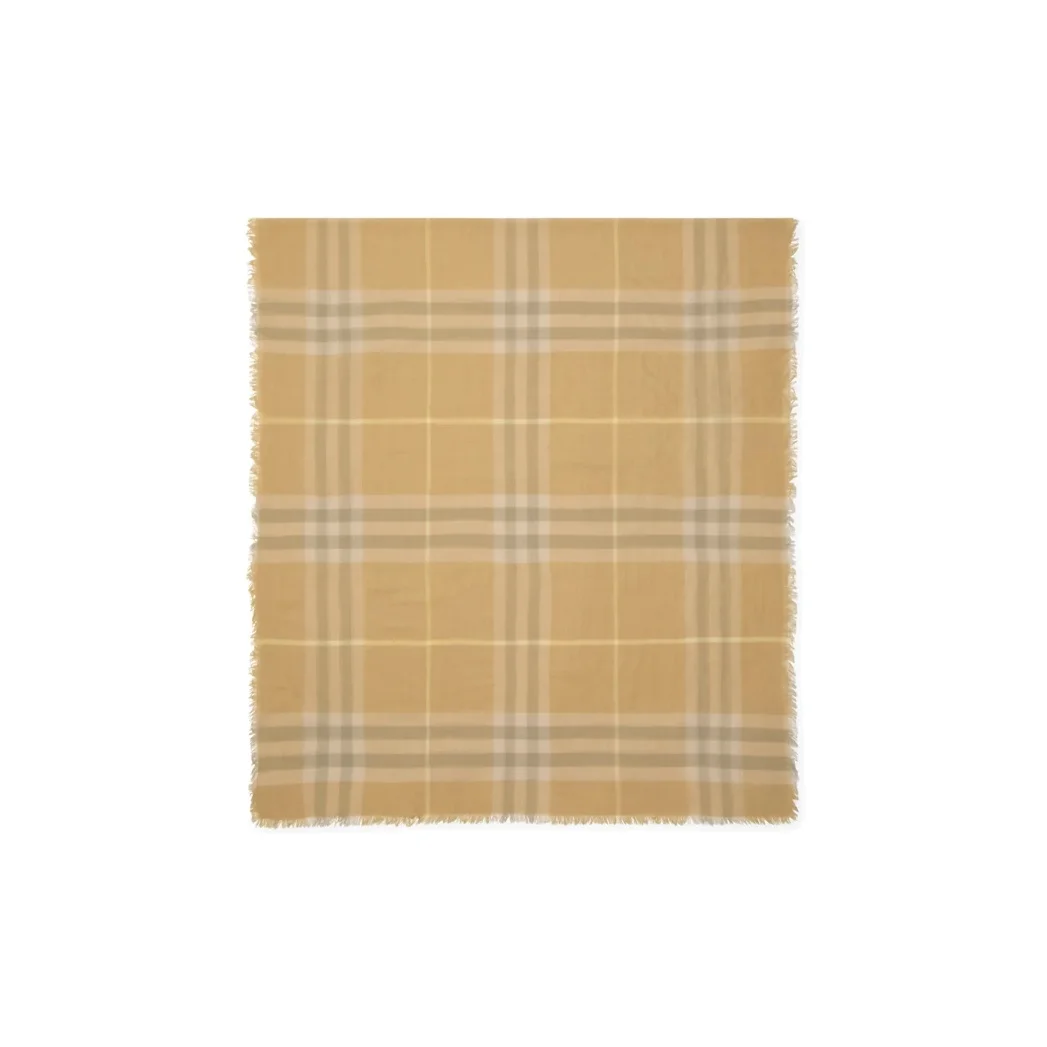 

Burberry Vintage Check Wool Scarf 80800981