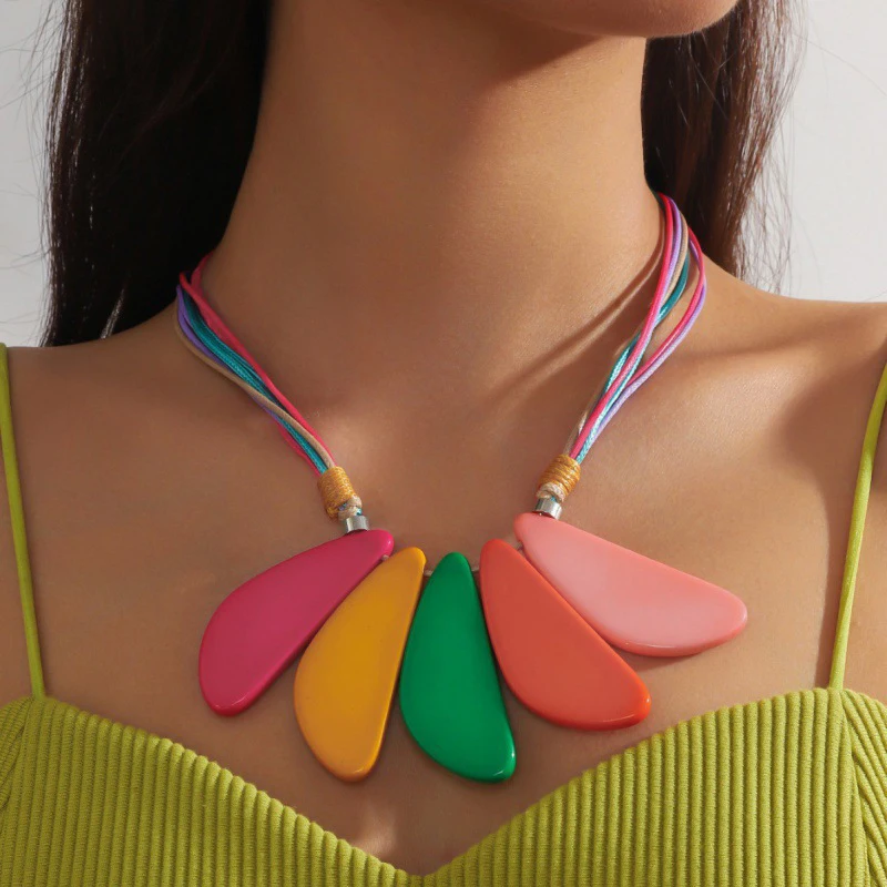 

Handmade Acrylic Oval Flake Adjustable Necklace Summer Beach Candy Color Wax Rope Necklace Fashion Multicolor Vacation Necklace