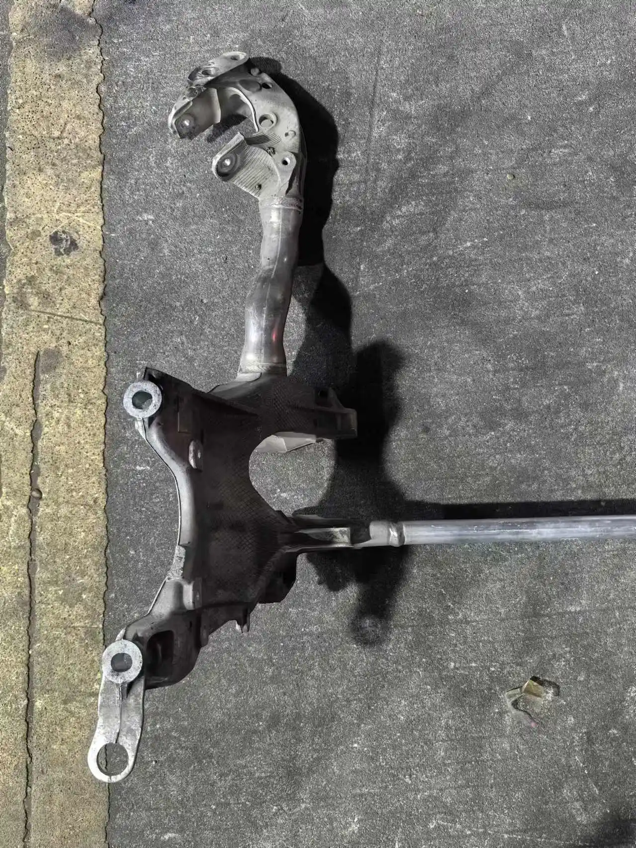 for Porsche Macan Car Front Axle Beam Subframe Macan Front Suspension