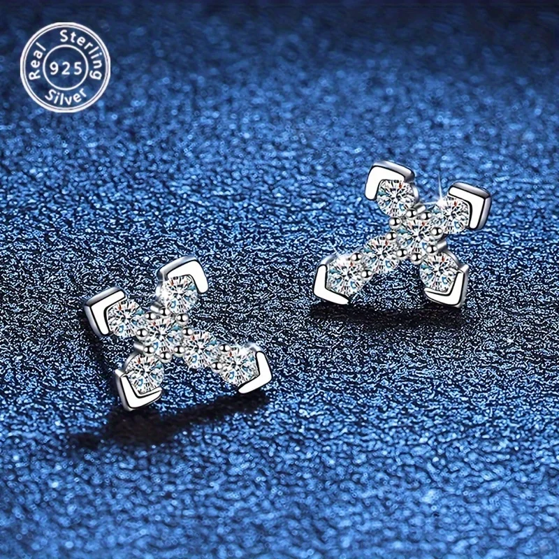 

AMGROCK 925 Silvery Moissanite Hypoallergenic Simple and Versatile Women's Earrings for Banquet, Vacation, Commuting