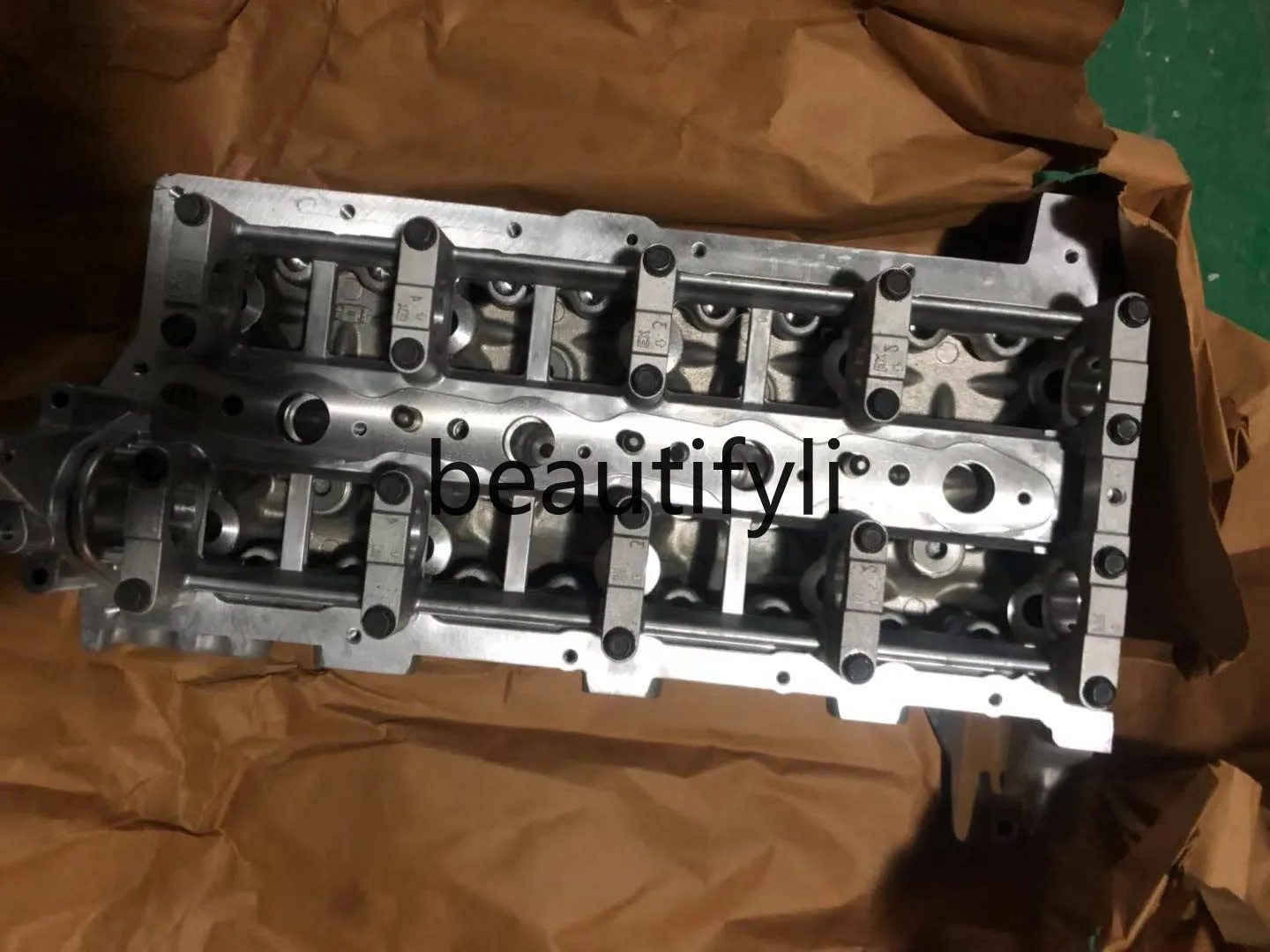 Diesel car 2.2 displacement original new engine cylinder head head accessories