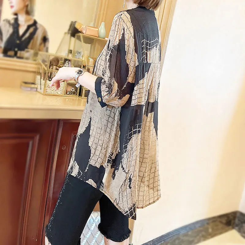 Summer New Streetwear Plaid Printed Shirt Women\'s Clothing Loose Commute Elegant V-Neck Spliced Chic Diamonds Button Midi Blouse