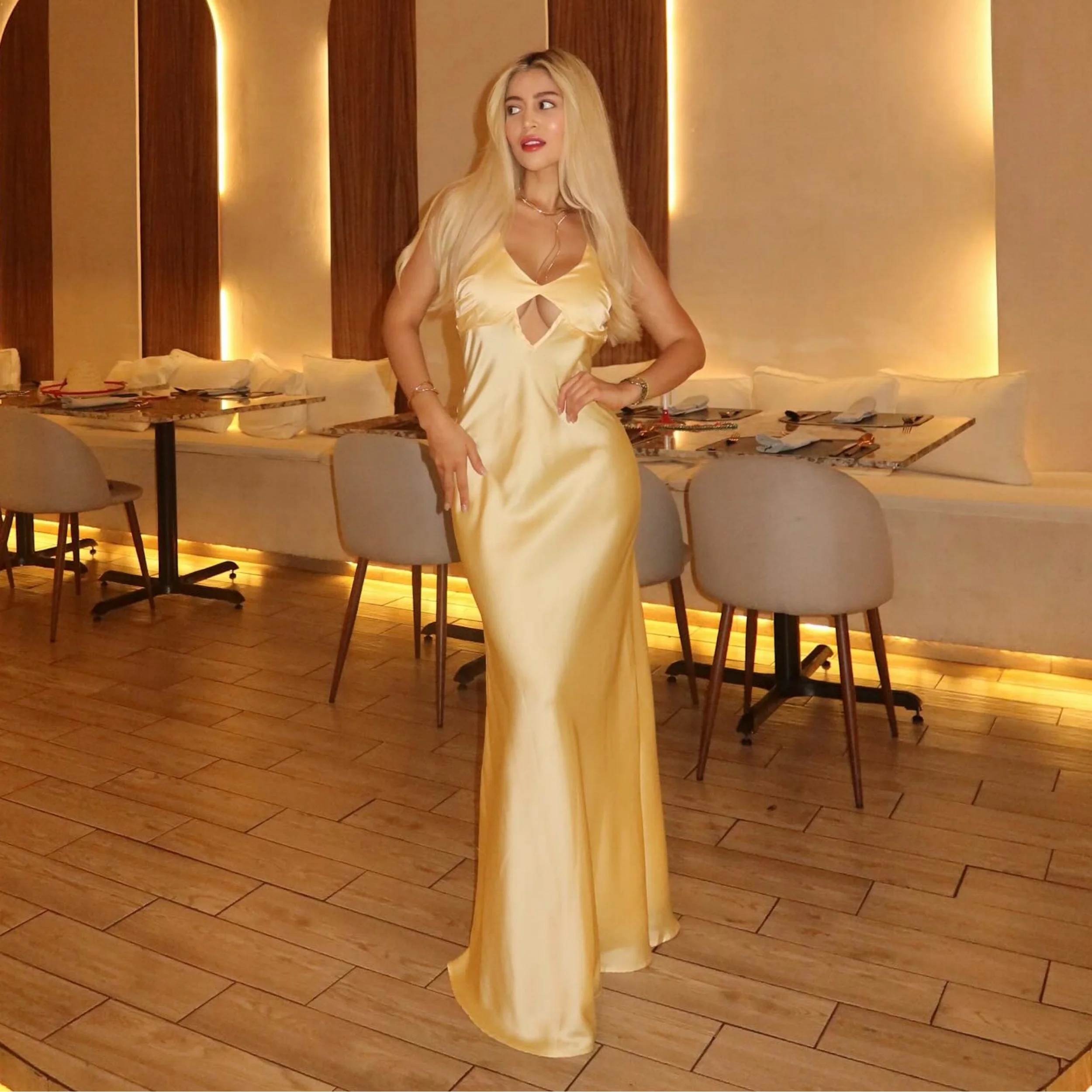 

Simple Yellow Mermaid Prom Dresses Charming Halter Sleeveless Evening Dress Customized Stain Vestido de FIesta Floor Length