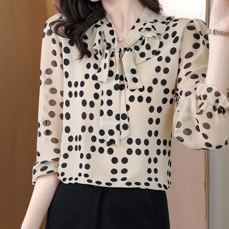 2024 New Summer Korean Style Elegant Fashion Loose Casual Office Lady Women\'s Shirt Chiffon V Neck Long Sleeve Polka Dot Tops