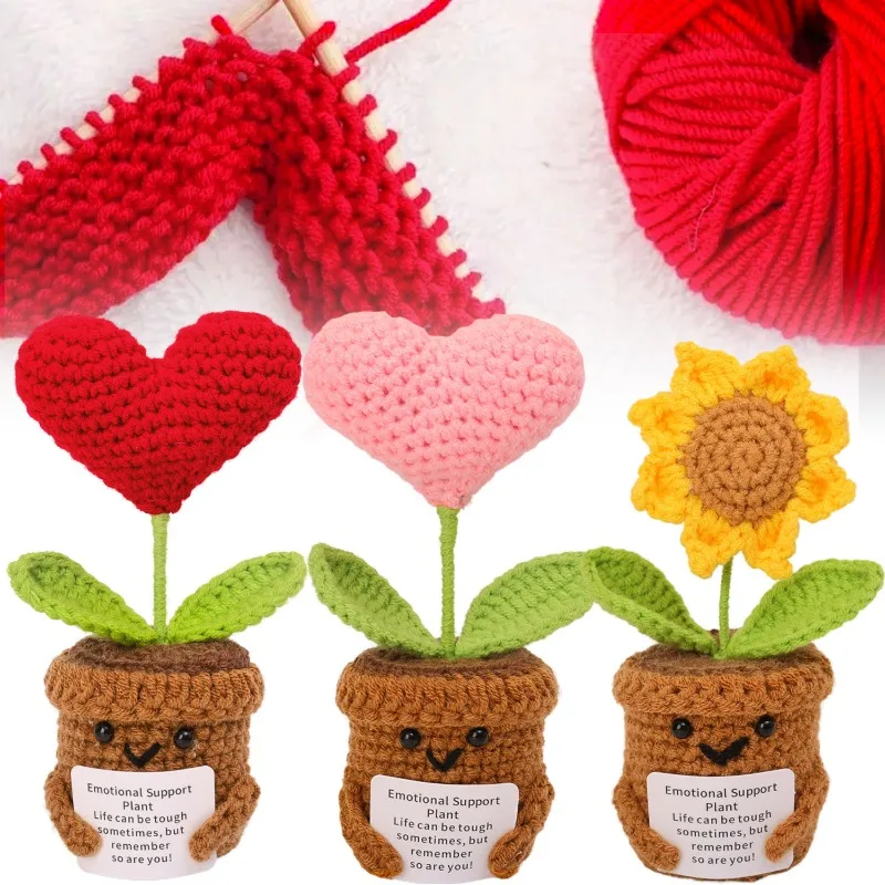 Hand Crochet Simulated Plant Decoration Red Pink Heart Sunflower Holds An Emotional Support Content Card Tabletop Car Ornaments