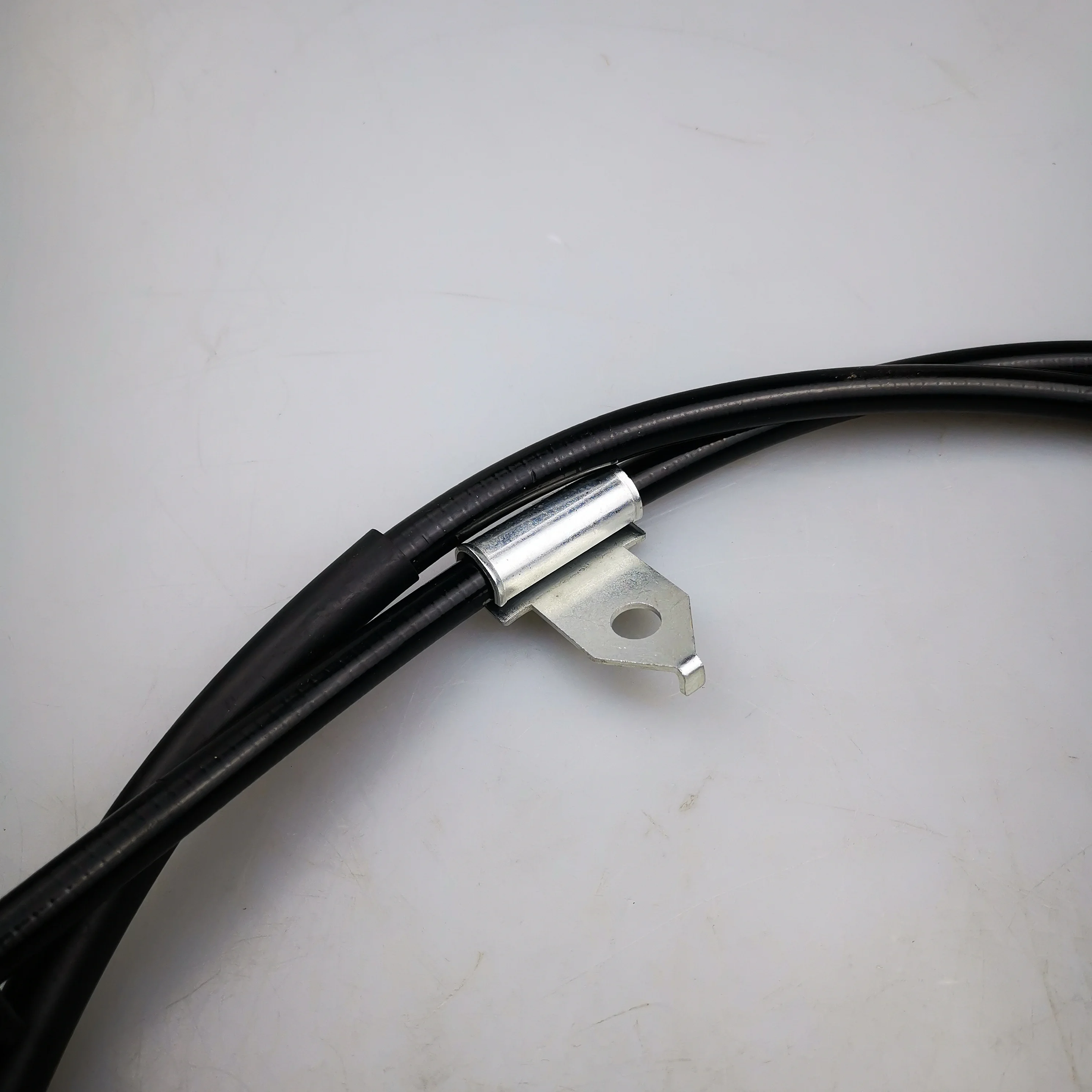 SAIC MAXUS V80 Parking Brake Front Cable Assembly C00001702 C00041916