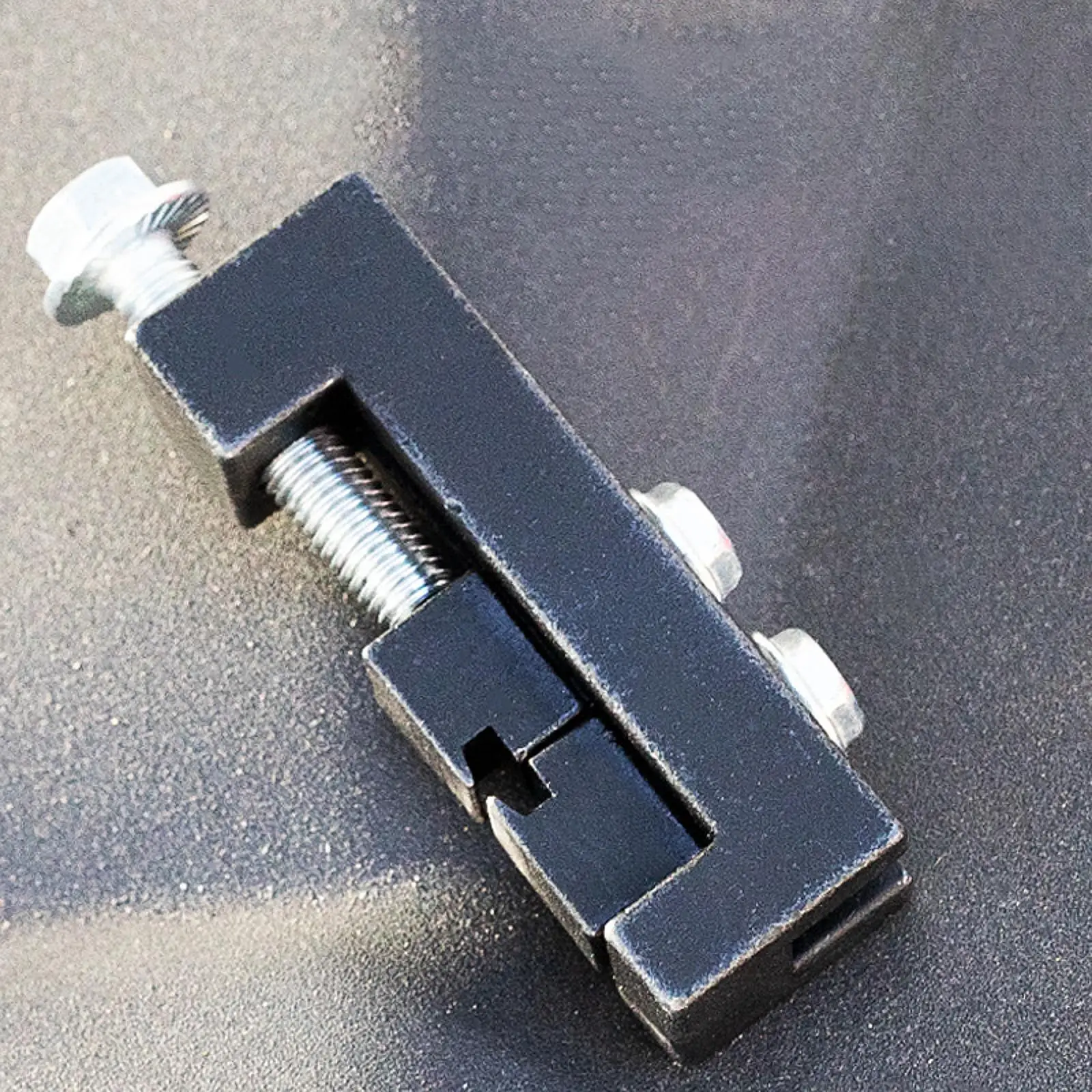 Automotive Sheet Metal Drive Shaft Clamp Tool Heavy Duty CV Boot Clamp for Car Repair Tasks Automotive Sheet Metal Drive Shaft Clamp Tool Heavy Duty CV Boot Clamp for Car Repair Tasks
