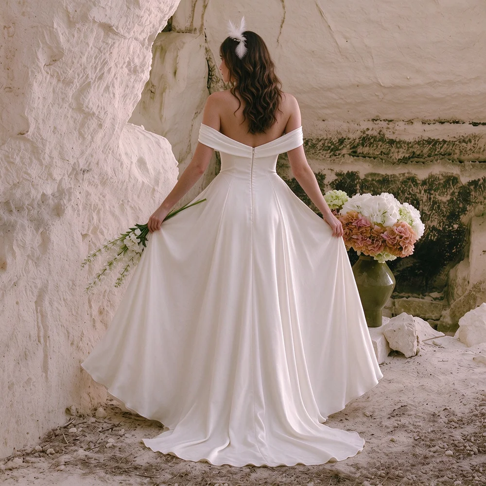 Off Shoulder Matte Satin A Line Structure Wedding Dress Brush Train Customized Elastic Crepe Ivory Simple Minimal Bridal Gowns