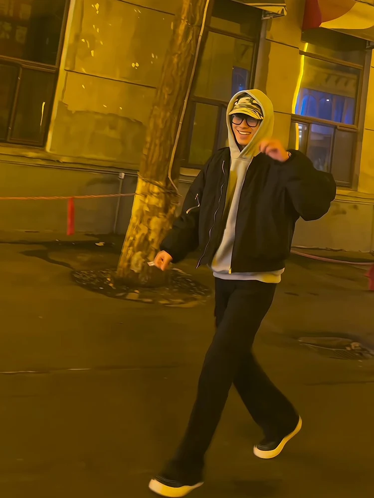 

Мужская зимняя куртка-бомбер в американском стиле, хлопковая, с оранжевой подкладкой, утепленная, в стиле бейсбольной формы