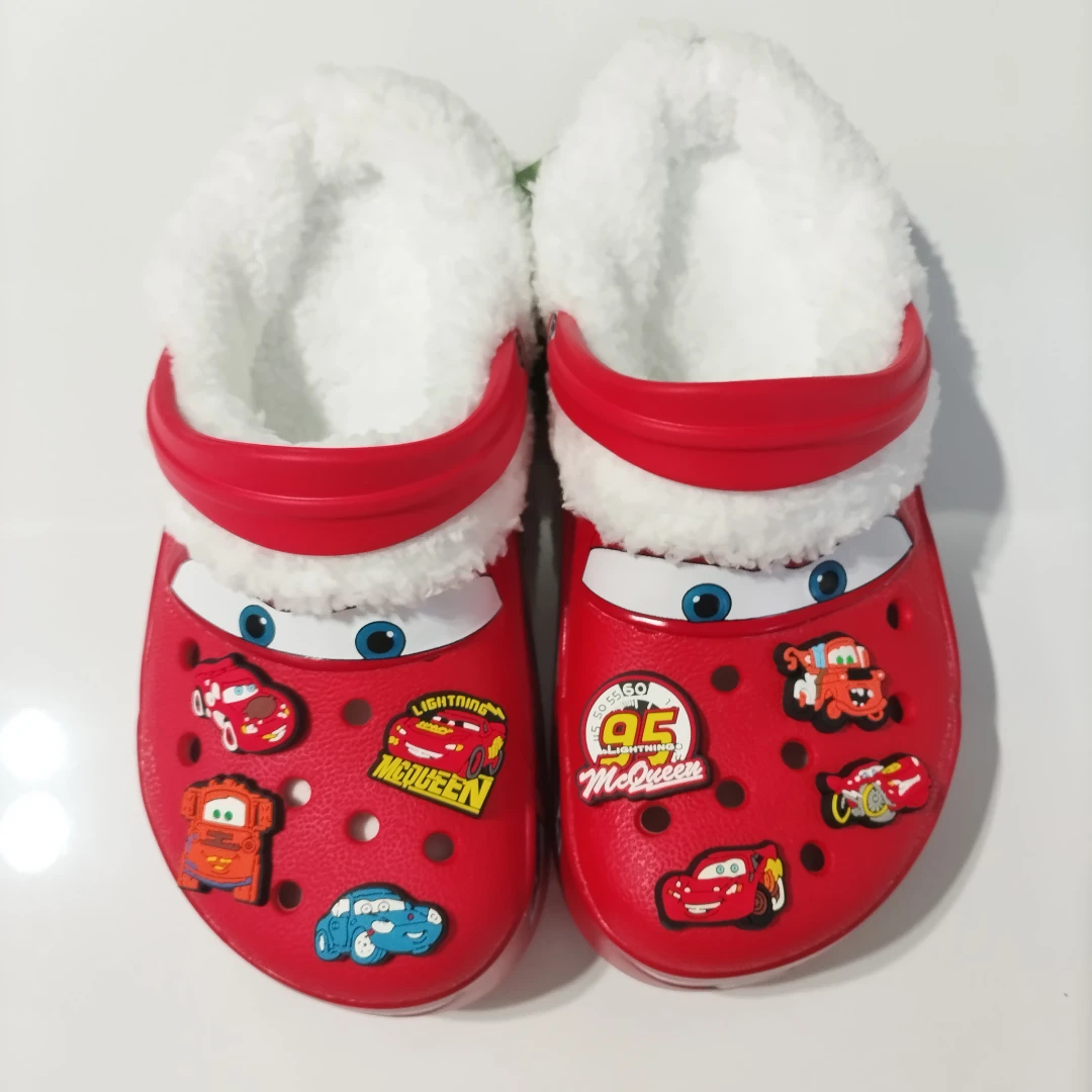 

Croc-Style Clogs Slide Sandals Disney Cars Fleece-lined Red McQueen with shoe charms Non-Slip Breathable Beach Shoes Slippers