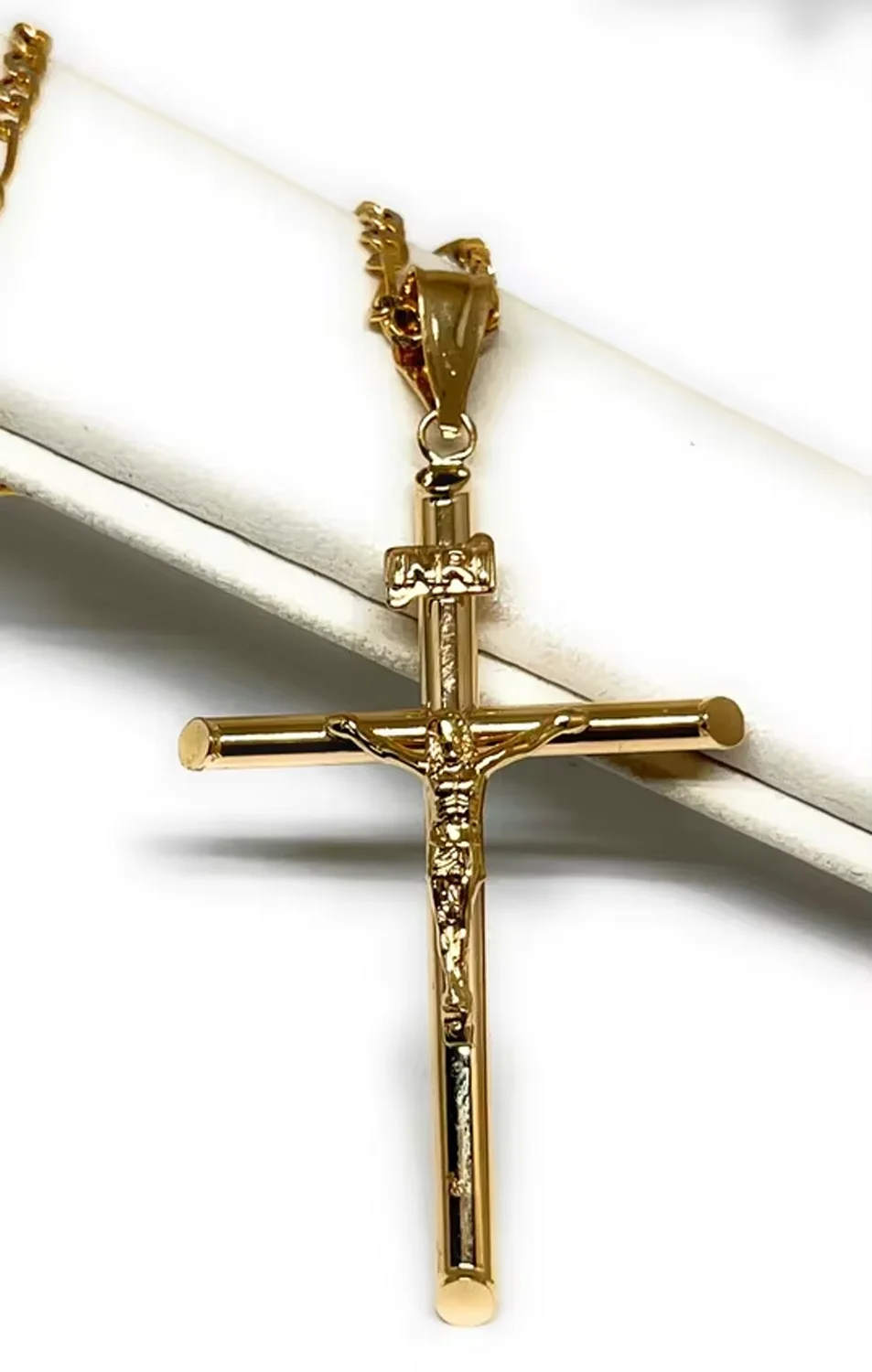 Zciti Gold Cross Crucifix Pendant Necklace for Men Women Religious Jesus Stainless Steel Catholic Christian Faith Jewelry Gift
