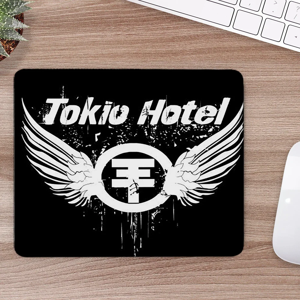 Small Mouse Pad Gaming Mat Tokio Hotel Desk Gadgets Mousepad Gamer Office Rug Offices Accessories Mats Anime Computer Mause Cute