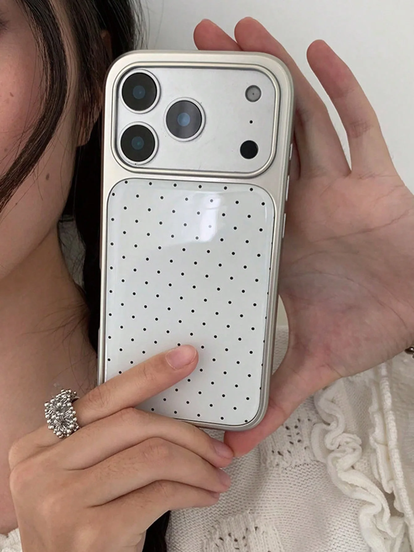 Simple White Polka‑Dot Glossy Soft Cover With Electroplated Silver Frame & Large Camera Window ForiPhone11‑13-16-17-18Pro ProMax