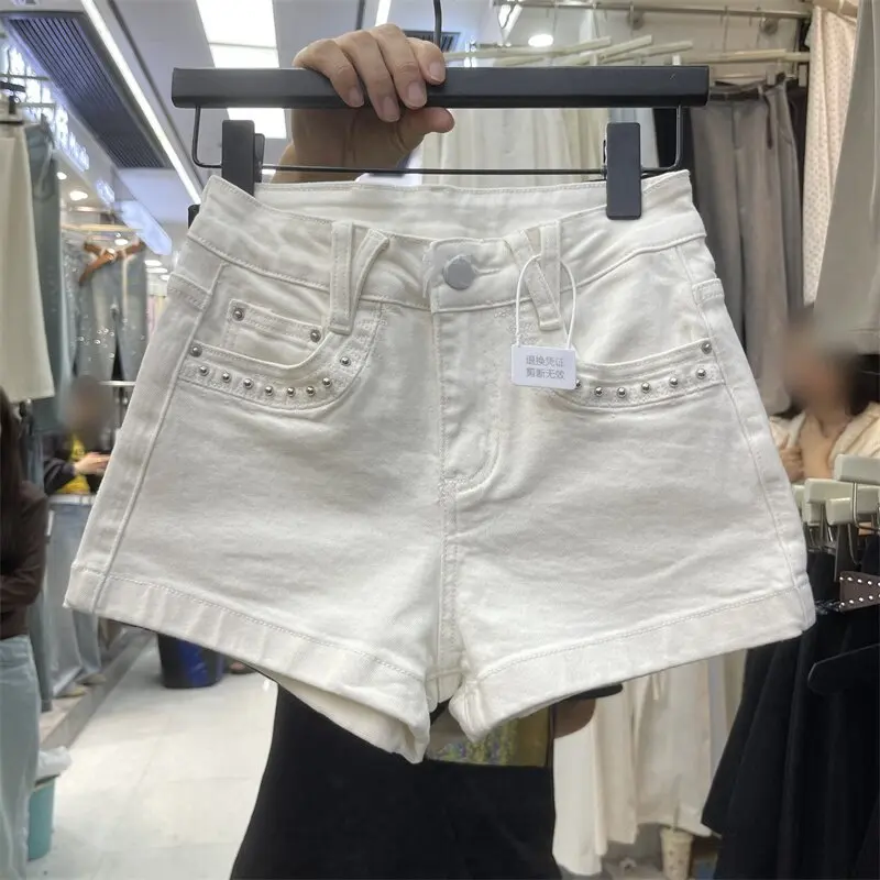 White Riveted High-waisted Denim Shorts for Women Summer New Spice Girls Hip-wrapped Jeans Hot Pants