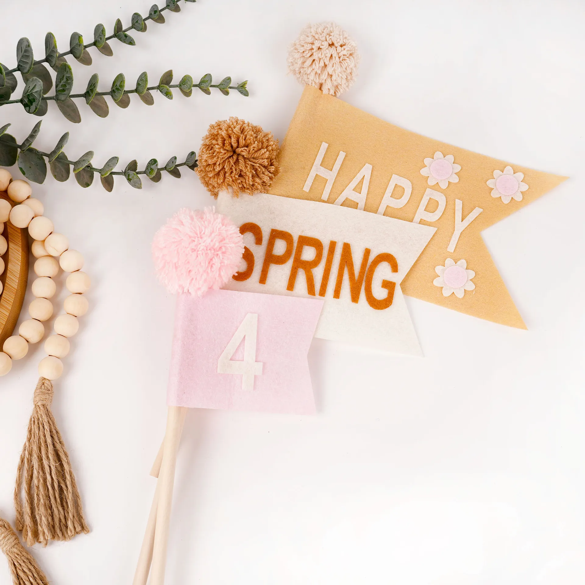 Pennant Flag Banner Sweet Ins Style Home Ornaments Festival Atmosphere For Kids Birthday Party Gift With Pom-pom Decorations