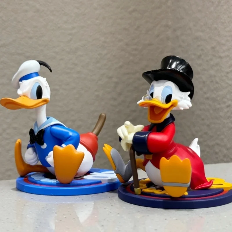 Disney-Modèle de collection de figurines d'action avec boîte ennemi, Donald Duck, 90e série des travailleurs, Mysteriou, remise des diplômes, cadeaux d'anniversaire, offre spéciale