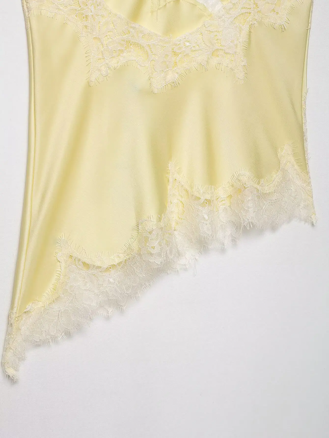 HH Damen Sommer Ärmelloses Einfarbiges Camisole-Top Sexy Spitze Ausgehöhlter V-Ausschnitt Spaghetti-Träger-Tops Unregelmäßiger Saum 2026 Strand- und Dinner-Outfit – Detail 12